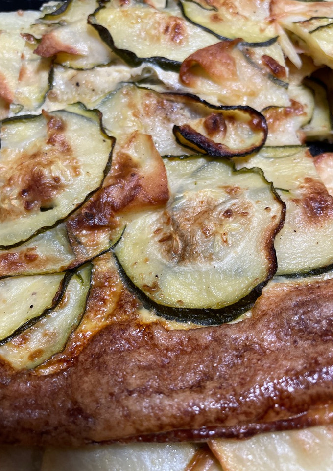 Una foto de Pastel de calabacín y patata