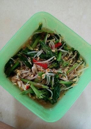 Foto resep Oseng sehat (tauge, brokoli,sawi hijau)