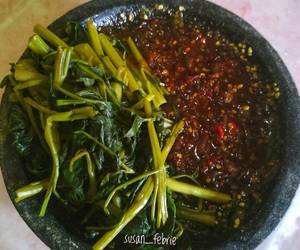 Resep mudah Rujak Kangkung Pedas Khas Kuningan Yummy Mantul