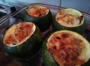 Una foto de Zapallitos Rellenos/ Método Grez