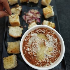 A picture of Pav bhaji fondue.