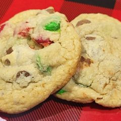 A picture of Chocolate chip cookies with m&m's.