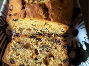 Una foto de budín de uvas