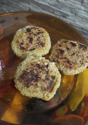 Una foto de Croquetas de arroz y pescado