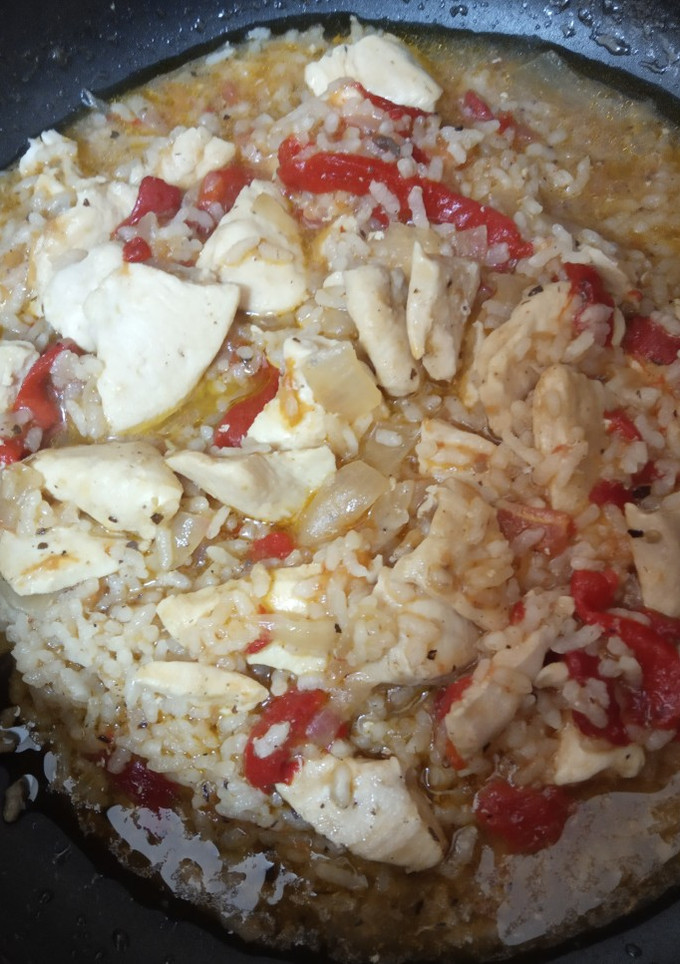 Una foto de Arroz con pollo