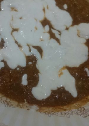 صورة لوصفة فول بالصلصة مع الطحينة و اللبن