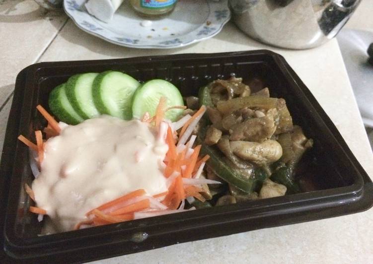 Chicken Teriyaki dan Salad Hokben