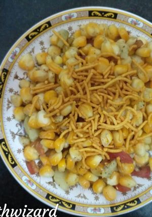 A picture of Corn chaat.
