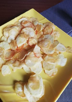 A picture of Perfectly salted crips.
