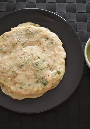 A picture of Oats dosa.