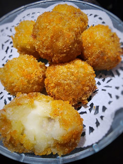Foto resep Bitterballen Kentang Mozarella