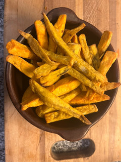 Una foto de Boniatos (camote), en airfryer