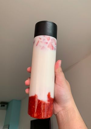รูปของ Strawberry Milk นมสดสตรอว์เบอร์รี่