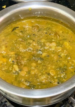 A picture of Palak dal bhaji.