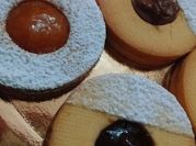 Una foto di biscotti con fecola di patate