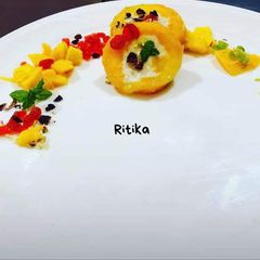 A picture of Mango icecream.