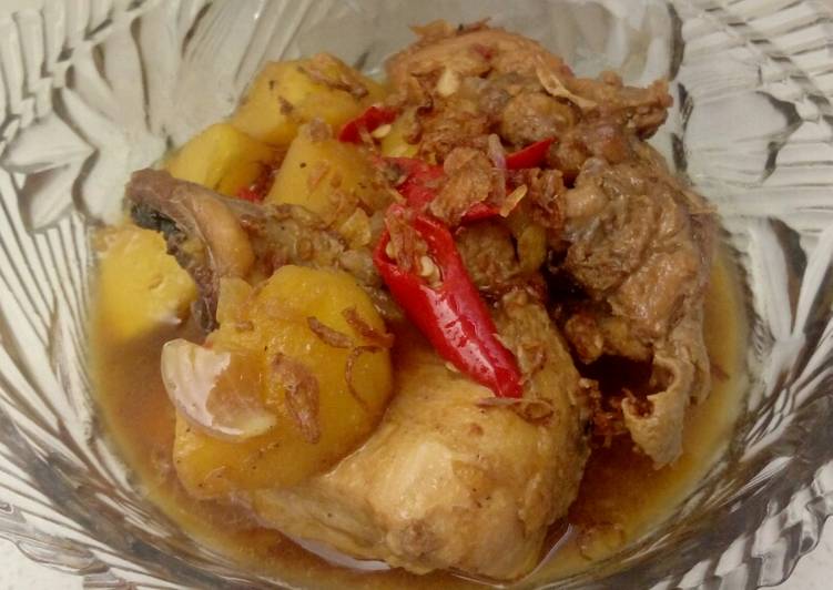 Semur Ayam Kentang