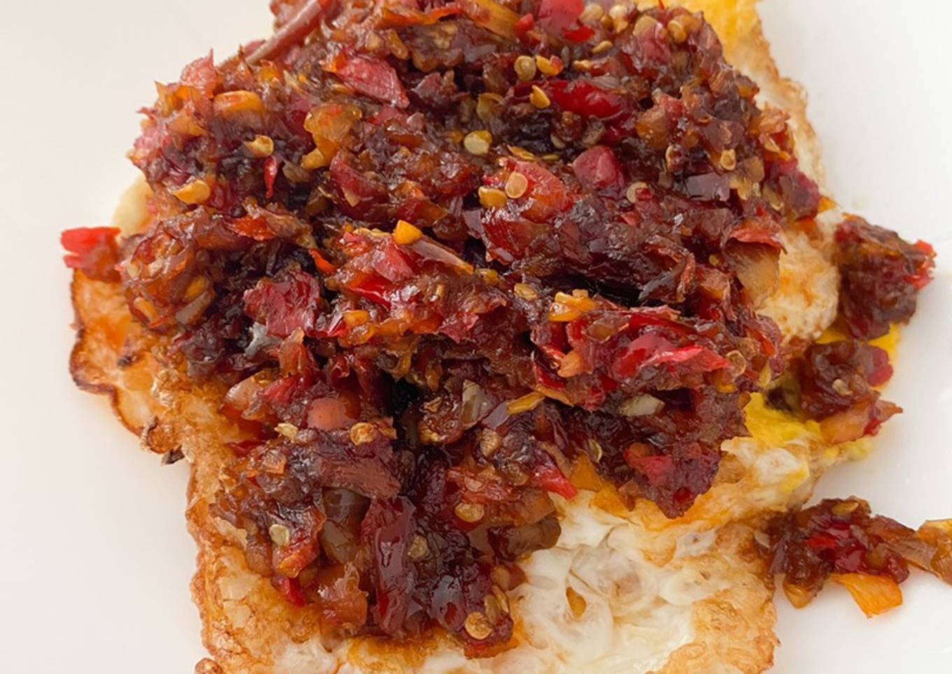 Telor goreng saus balado