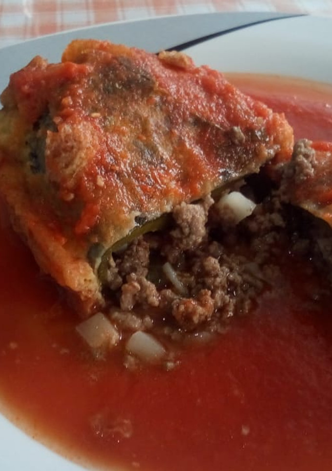 Una foto de Chiles rellenos de carne molida