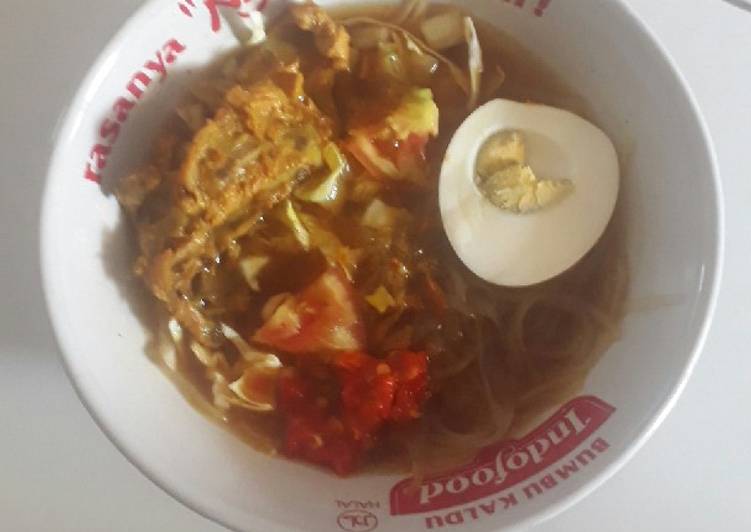 Soto ayam tulangan