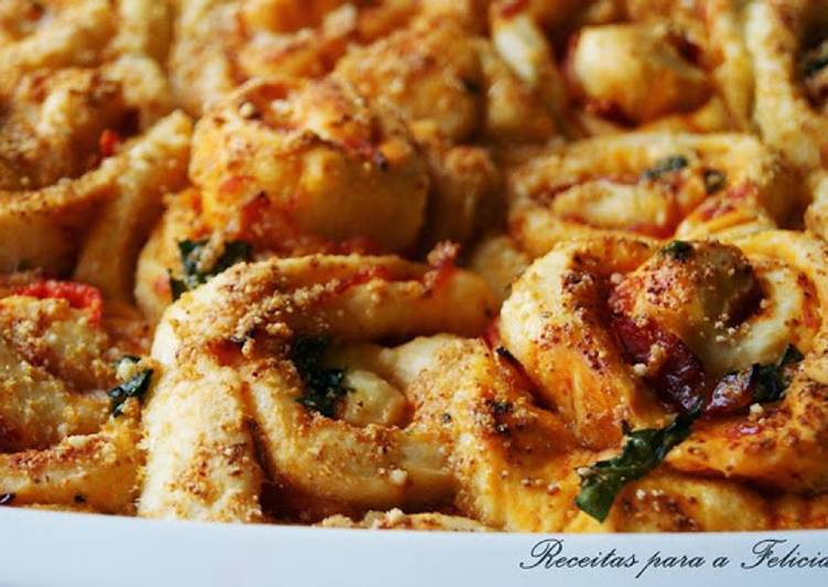 Rolinhos de Pizza com Chouriço e Manjericão