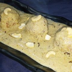 A picture of Shahi Lauki Kofta In White Gravy.