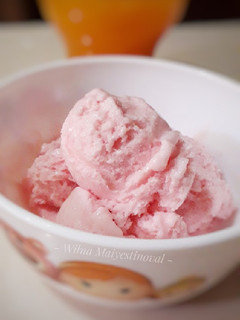 Foto resep Homemade Strawberry Ice Cream
