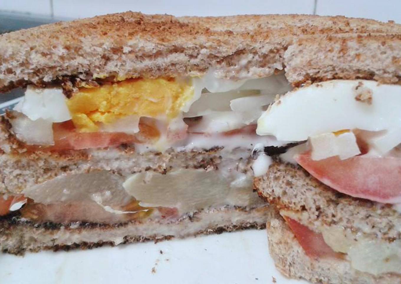 Super sándwich vegetal con lactonesa de soja