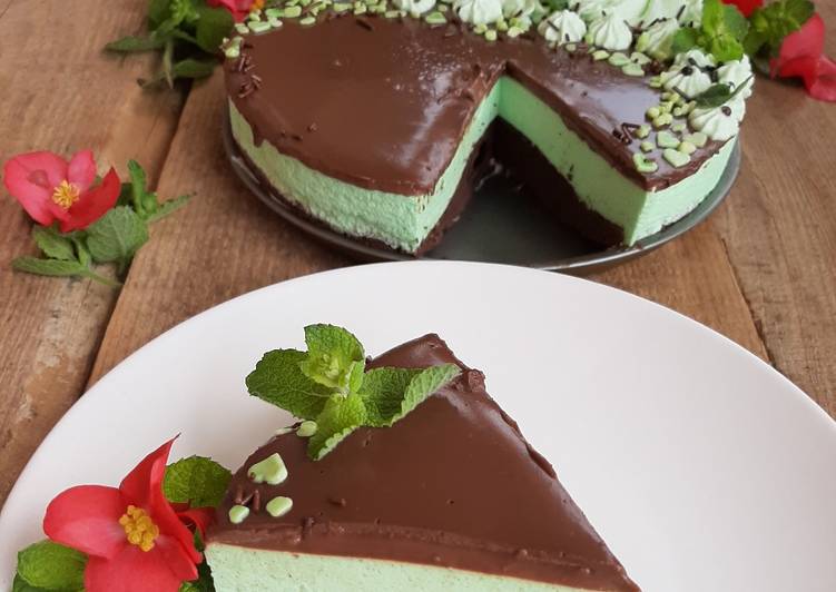 Simple Way to Make Qualsiasi sera della settimana Cheesecake ciocco menta
