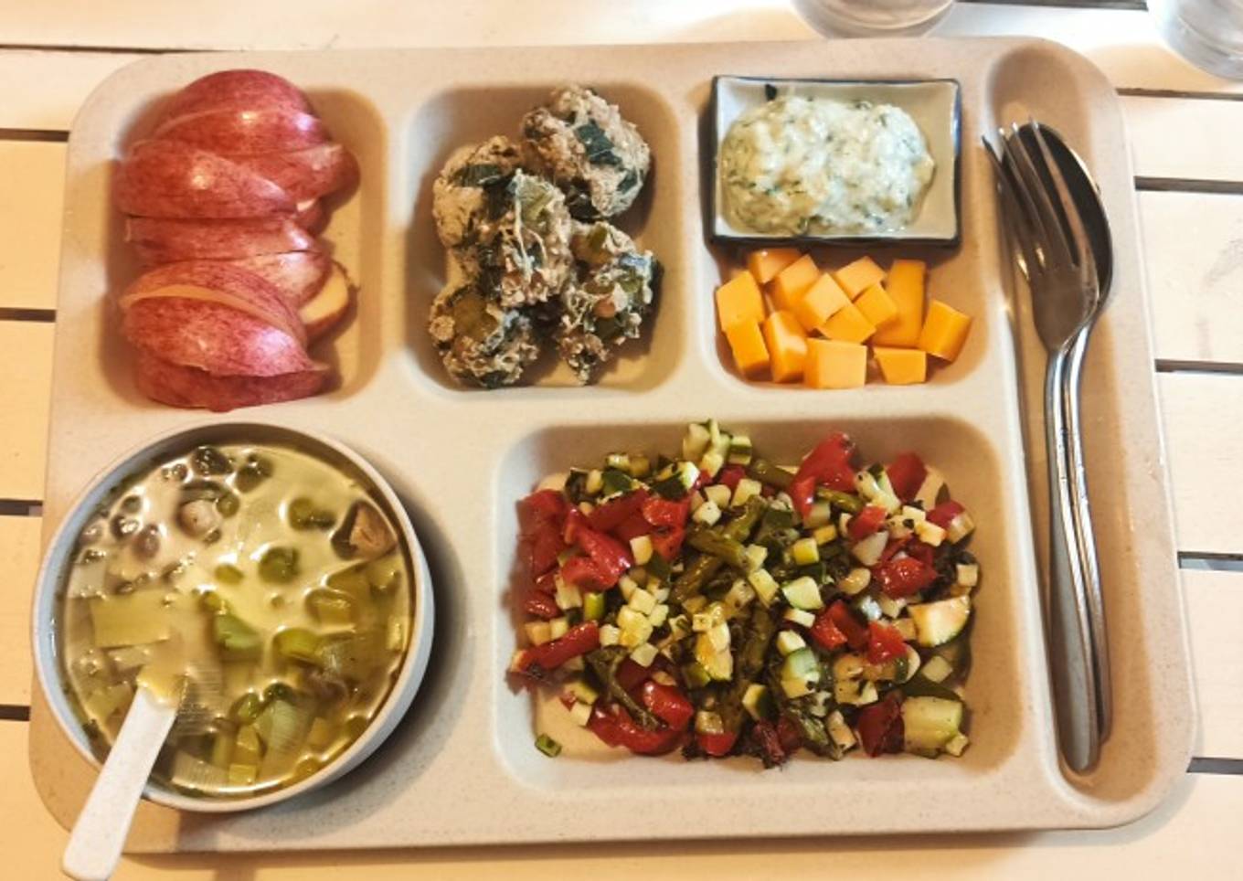 Brunoise de légumes en papillote