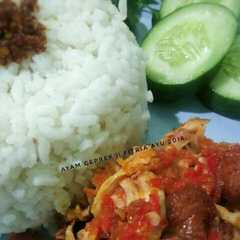 รูปของ Ayam geprek