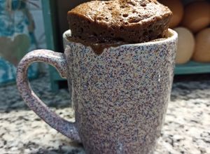 Una foto de Torta de chocolate en taza