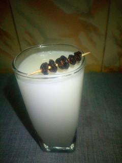 A picture of Coconut juice.