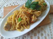 Gambar mie kuning tumis pedas
