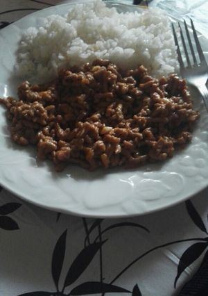 Una foto de Arroz con carne picada