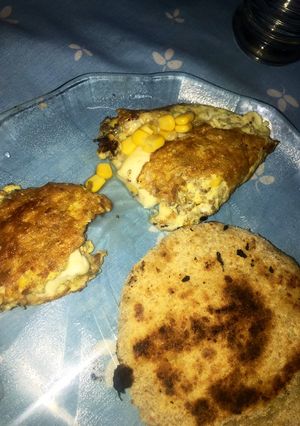 Una foto de Huevo con semillas y queso