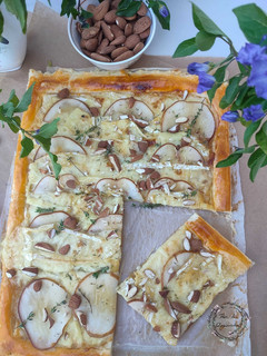 Foto de Tarte de Pera com Queijo e Amêndoas ao natural