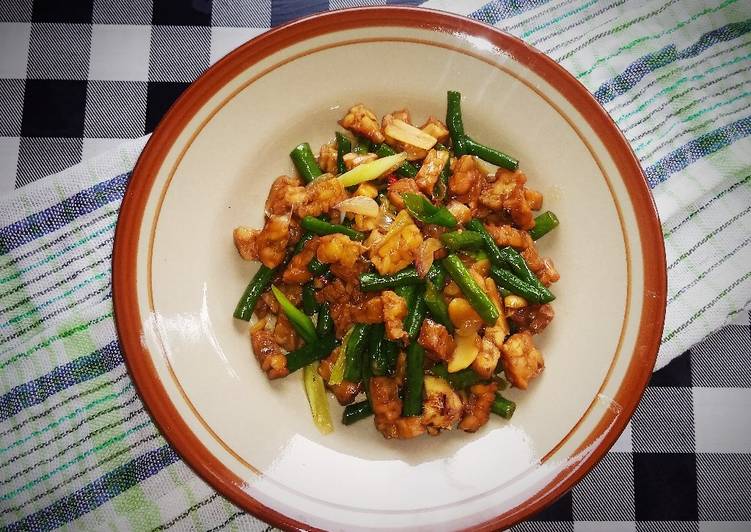 Langkah memasak Oseng tempe saus tiram Anti Gagal