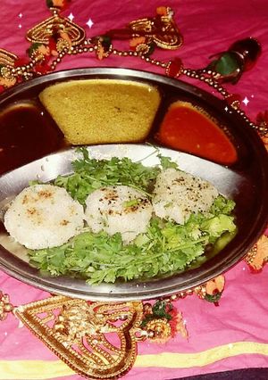 A picture of Ragda Petis.