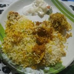 Chicken biryani A picture of Chicken biryani.