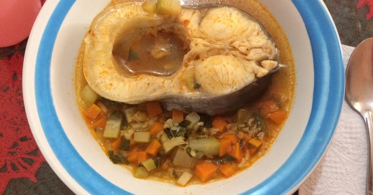 Caldo de pescado con hierba santa Receta de Carmen Palomino- Cookpad