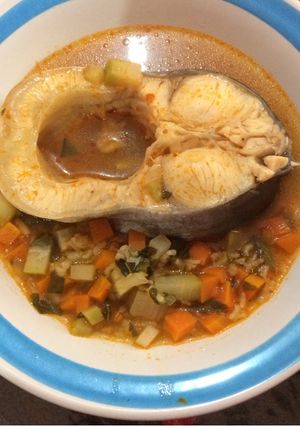 Una foto de Caldo de pescado con hierba santa