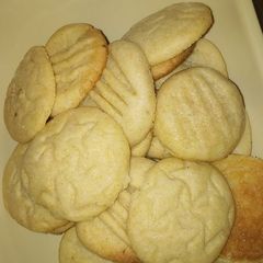 Sugar cookies A picture of Sugar cookies.