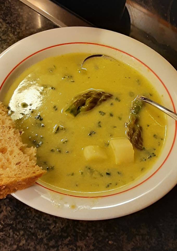 Grün-weisse Spargelsuppe Rezept von MicMC - Cookpad