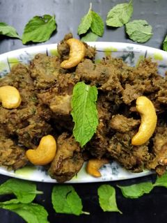 கம்பு மாவு புதினா பக்கோடா செய்முறை முக்கிய புகைப்படம்