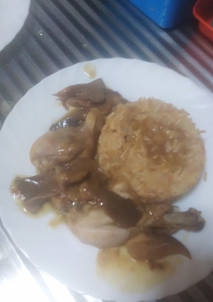 Una foto de Pollo a la sopa de cebolla