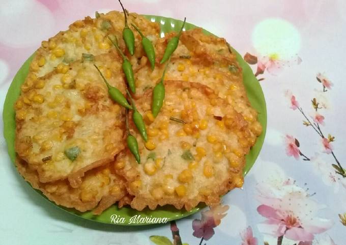 Bagaimana Membuat Bakwan Jagung Manado yang Lezat