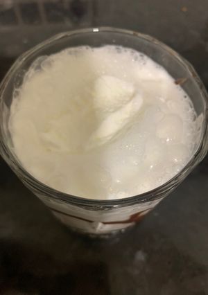 A picture of Vanilla Milkshake.