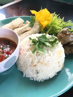รูปของ ข้าวมันไก่ในหม้อข้าวสูตร -อกไก่ลีน