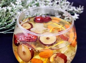 Hình của món Chè Dưỡng Nhan.